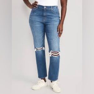 NWT Old Navy Mid Rise Boyfriend Jeans